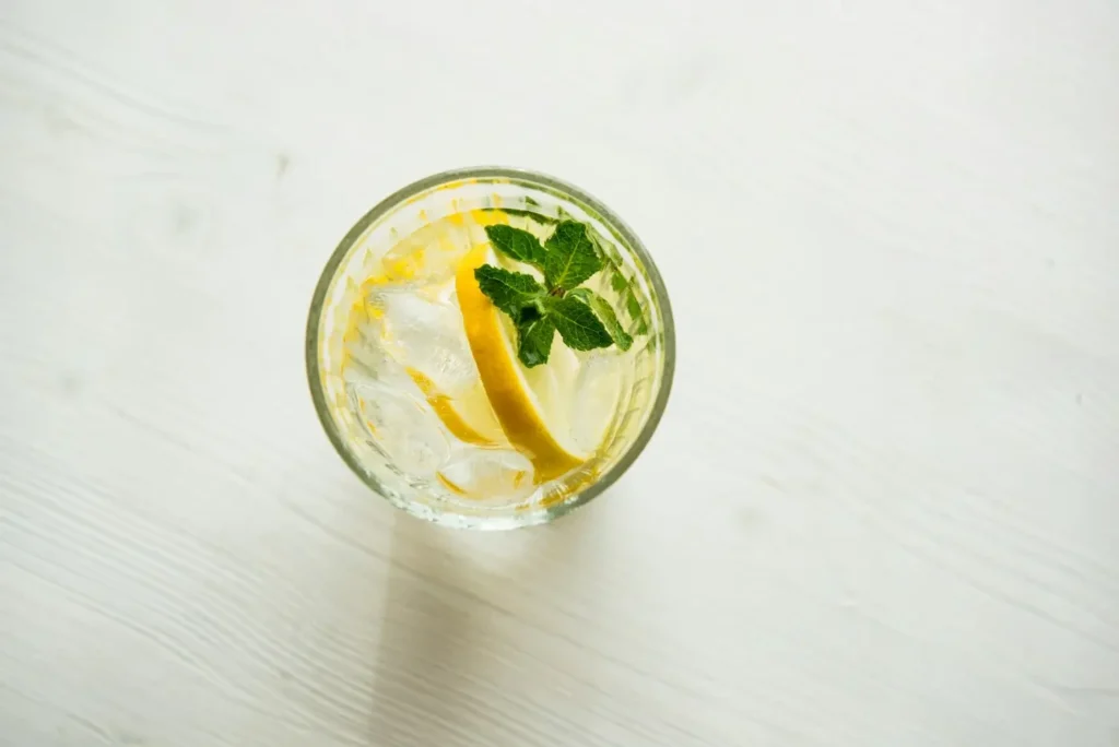 Stay hydrated - healthy eating guide